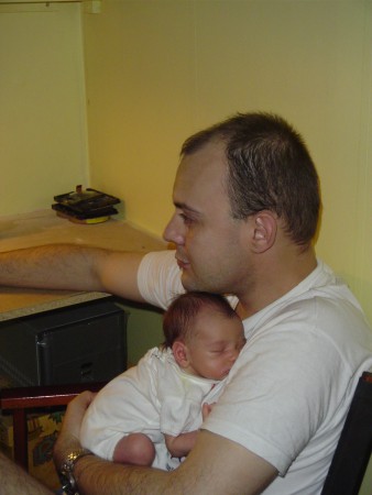 Avec mon papa, je dors dans ses bras